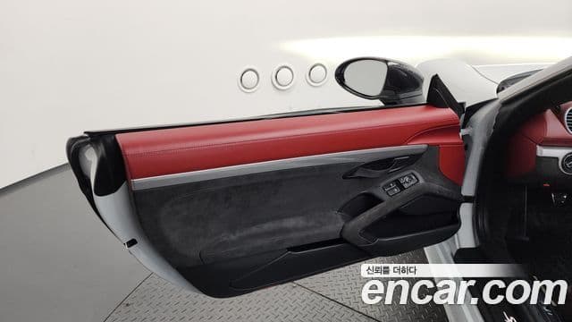Porsche 718 Boxster 2020 — Photo 13/31