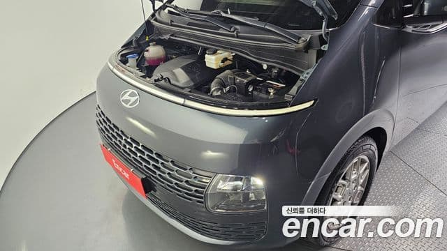 Hyundai Staria 2022 — ფოტო 6/20
