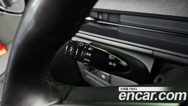 Hyundai Staria 2022 — ფოტო 14/20