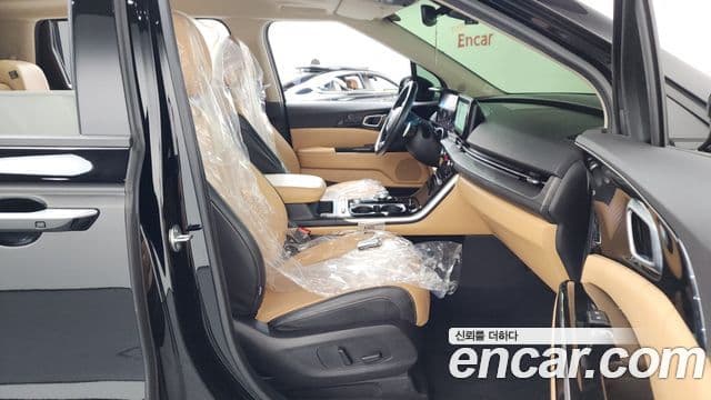 Kia Carnival 2022 — ფოტო 6/38