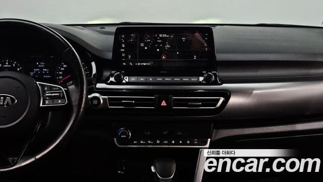 Kia Seltos 2020 — ფოტო 15/20