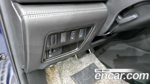 Renault Samsung QM6 2020 — Фото 19/20