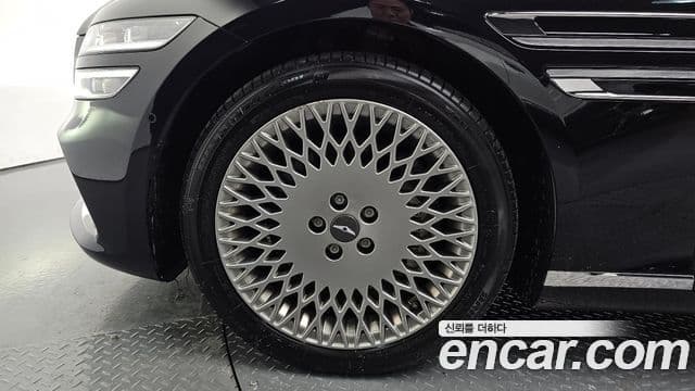 Genesis Electrified G80 2023 — ფოტო 5/20
