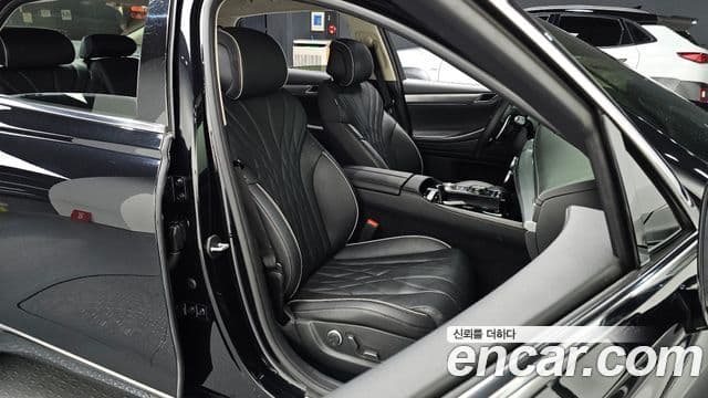 Genesis G80 2023 — Photo 11/34