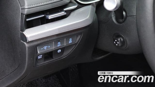 Genesis G80 2023 — Photo 24/34