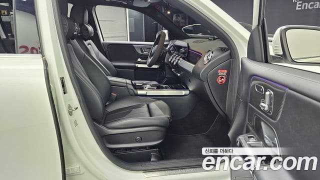 Mercedes-Benz GLB-Class 2021 — ფოტო 11/20