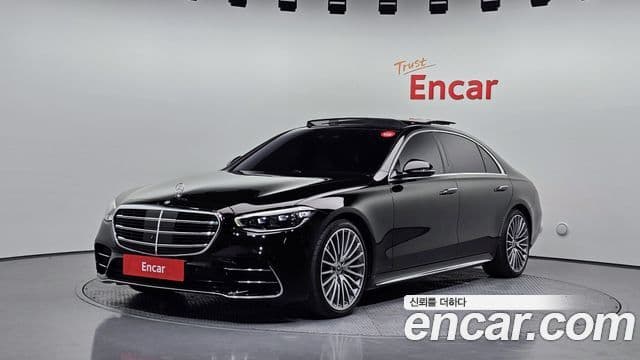 Mercedes-Benz S-Class 2023 — Фото 9/20