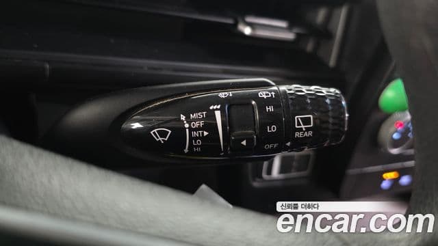 Hyundai Staria 2022 — Şəkil 18/20