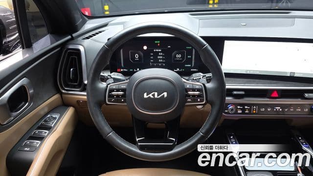 Kia Sorento 2023 — Фото 13/20