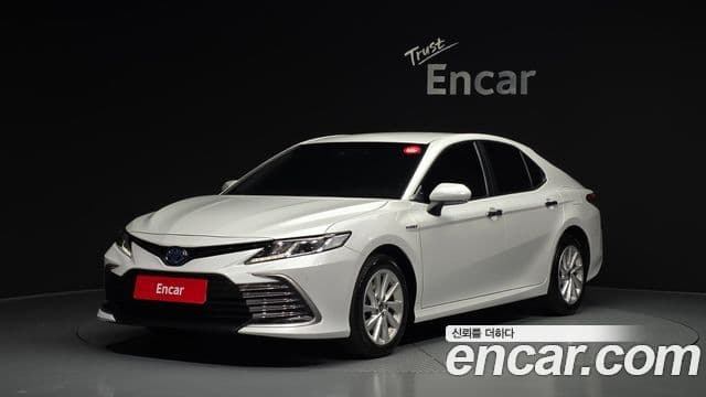 Toyota Camry 2024 — Şəkil 26/30