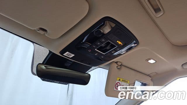 Kia Carnival 2021 — Şəkil 18/20