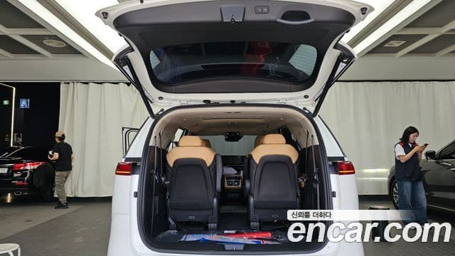 Kia Carnival 2021 — Şəkil 20/20