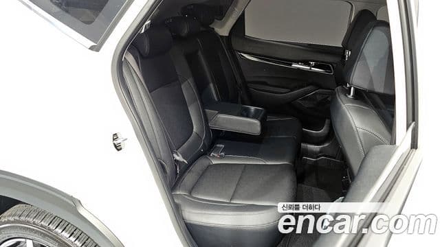 Kia Seltos 2025 — Şəkil 12/20