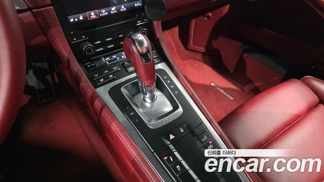 Porsche 718 Cayman 2018 — Şəkil 18/20