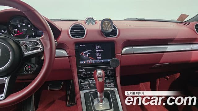 Porsche 718 Cayman 2018 — Şəkil 10/20
