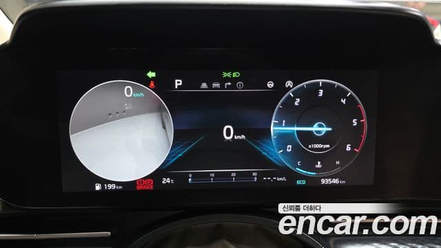 Kia Carnival 2022 — Şəkil 8/20