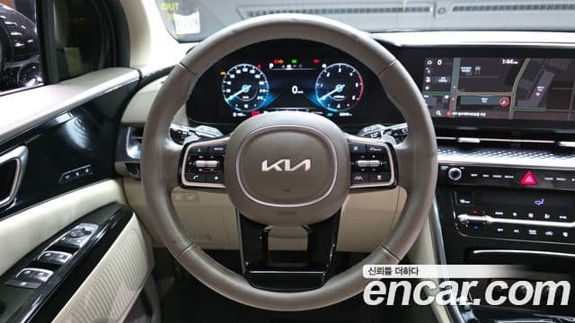 Kia Carnival 2022 — Şəkil 13/20