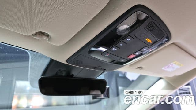 Kia Carnival 2022 — Photo 3/34