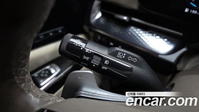 Kia Carnival 2022 — Photo 13/34