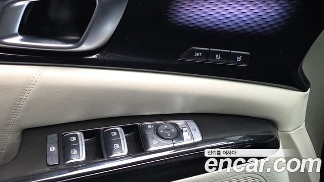 Kia Carnival 2022 — Photo 15/34