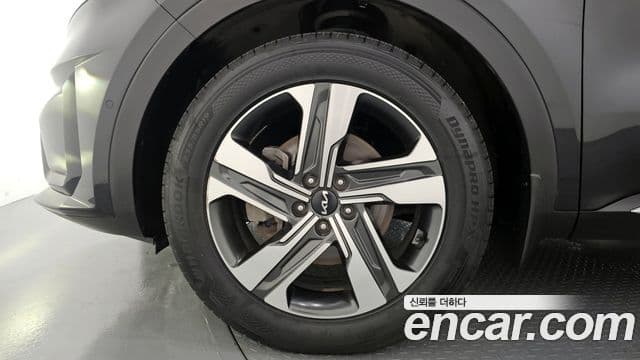 Kia Sorento 2022 — Фото 4/20