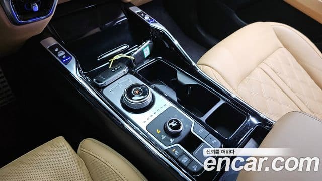 Kia Sorento 2022 — Фото 8/20