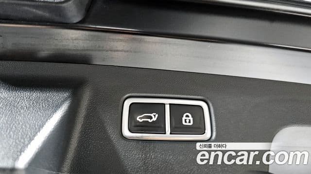 Kia Sorento 2022 — Фото 16/20