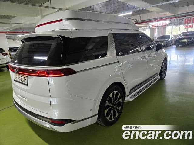 Kia Carnival 2023 — Фото 1/19