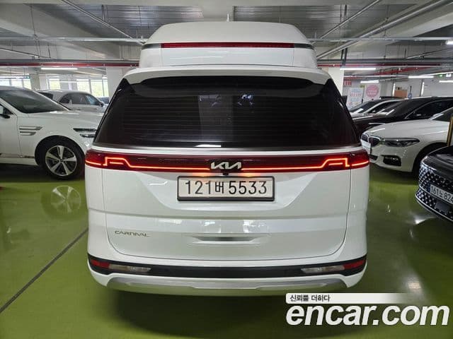 Kia Carnival 2023 — Фото 3/19