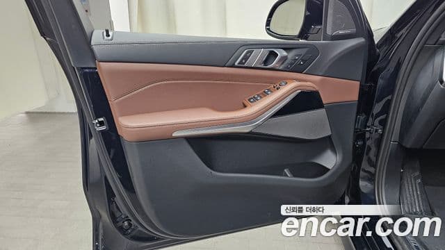 BMW X5 2025 — Photo 10/32