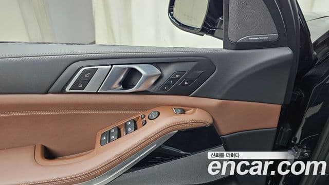 BMW X5 2025 — Photo 30/32