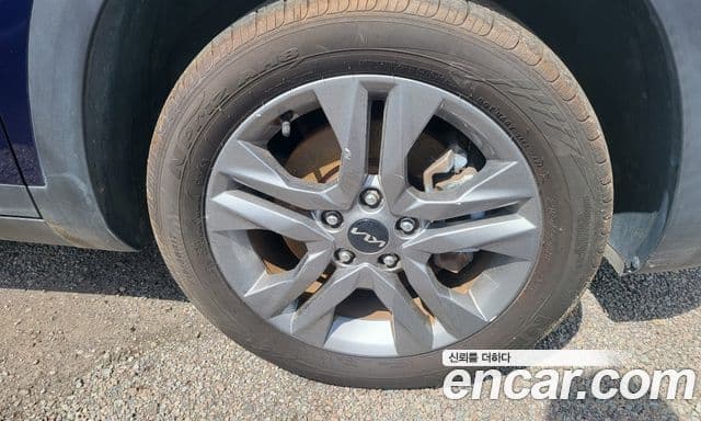 Kia Seltos 2021 — Şəkil 5/17
