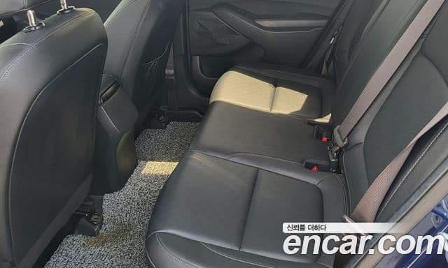 Kia Seltos 2021 — Şəkil 7/17