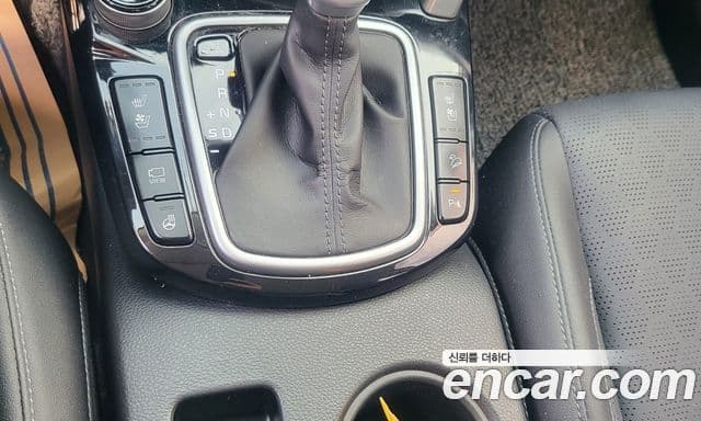 Kia Seltos 2021 — Şəkil 9/17