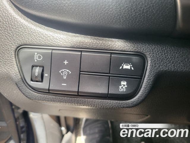 Kia Seltos 2021 — Şəkil 14/17