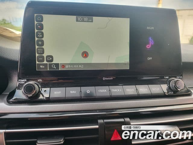 Kia Seltos 2021 — Şəkil 16/17