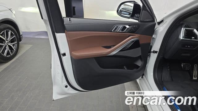 BMW X6 2024 — Photo 13/34