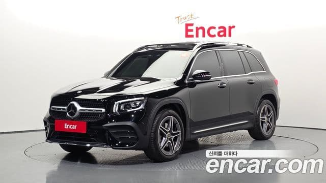 Mercedes-Benz GLB-Class 2023 — ფოტო 1/20