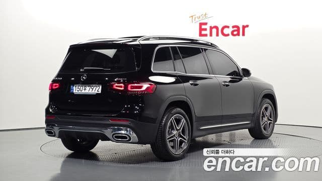 Mercedes-Benz GLB-Class 2023 — ფოტო 2/20