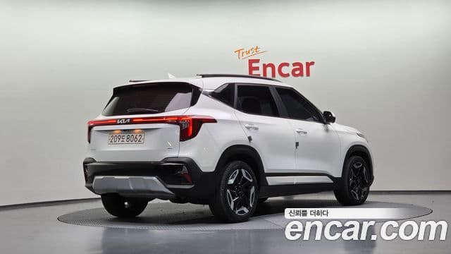Kia Seltos 2022 — Şəkil 2/20