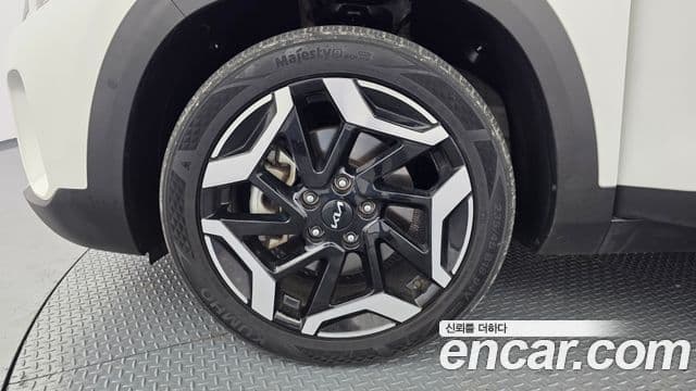 Kia Seltos 2022 — Şəkil 5/20