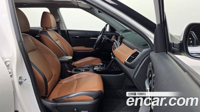 Kia Seltos 2022 — ფოტო 11/20