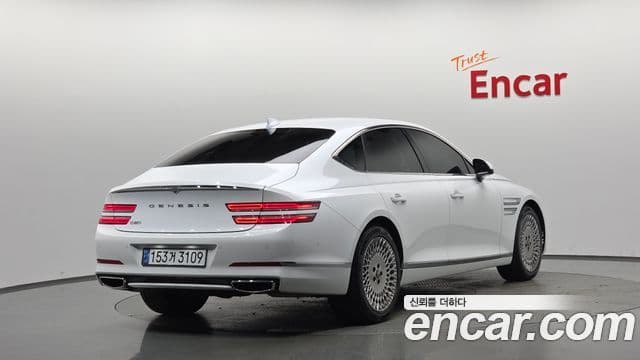 Genesis Electrified G80 2020 — Şəkil 2/20