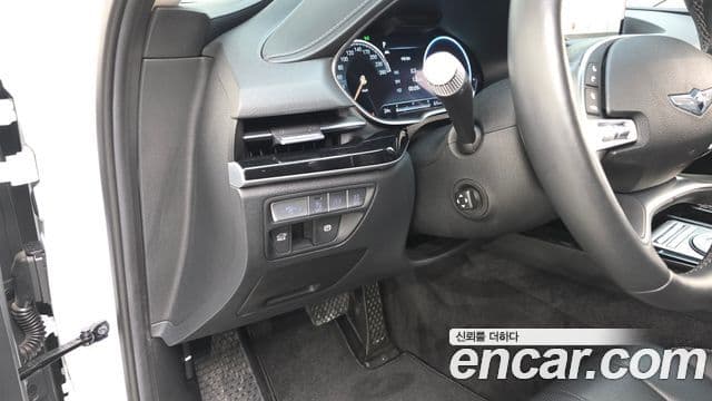 Genesis Electrified G80 2020 — Şəkil 13/20