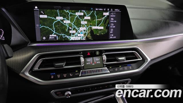 BMW X5 2020 — ფოტო 13/20