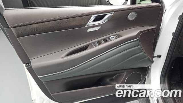 Genesis GV80 2020 — Photo 9/31