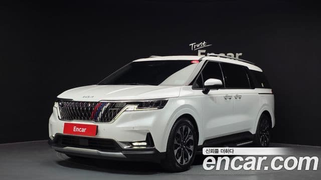 Kia Carnival 2022 — Фото 1/20