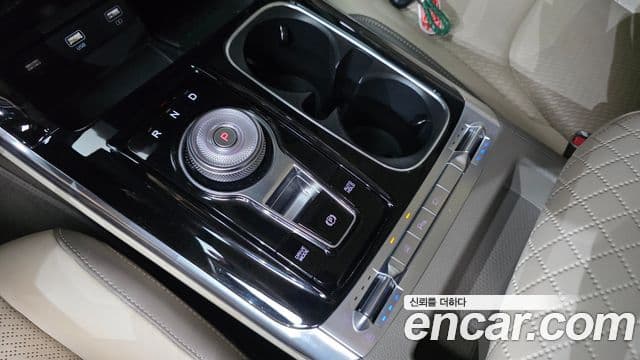 Kia Carnival 2022 — Фото 9/20