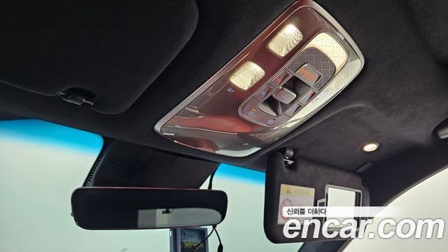 Genesis GV70 2021 — ფოტო 2/30