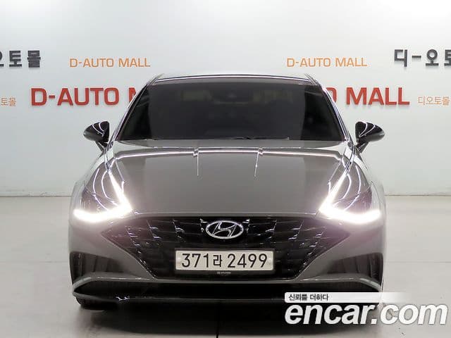 Hyundai Sonata 2020 — ფოტო 2/20